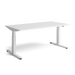 Herman Miller's Nevi Sitz-Steh-Gaming-Tisch mit weißen Beinen und weißer Tischplatte von vorne.
